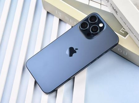 郊区苹果维修点分享iPhone 15 Pro Max自动关机造成的原因 